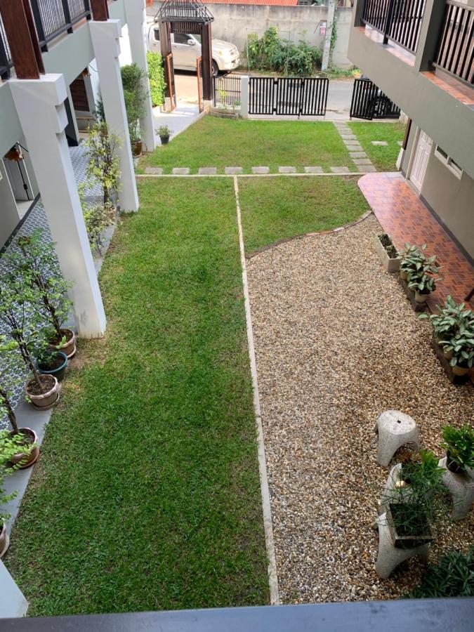 Chada House Hotel Chiang Mai Buitenkant foto