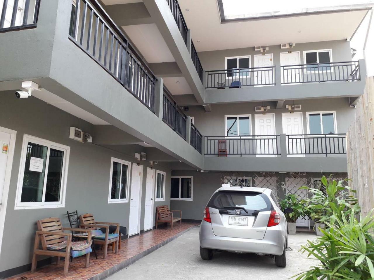 Chada House Hotel Chiang Mai Buitenkant foto